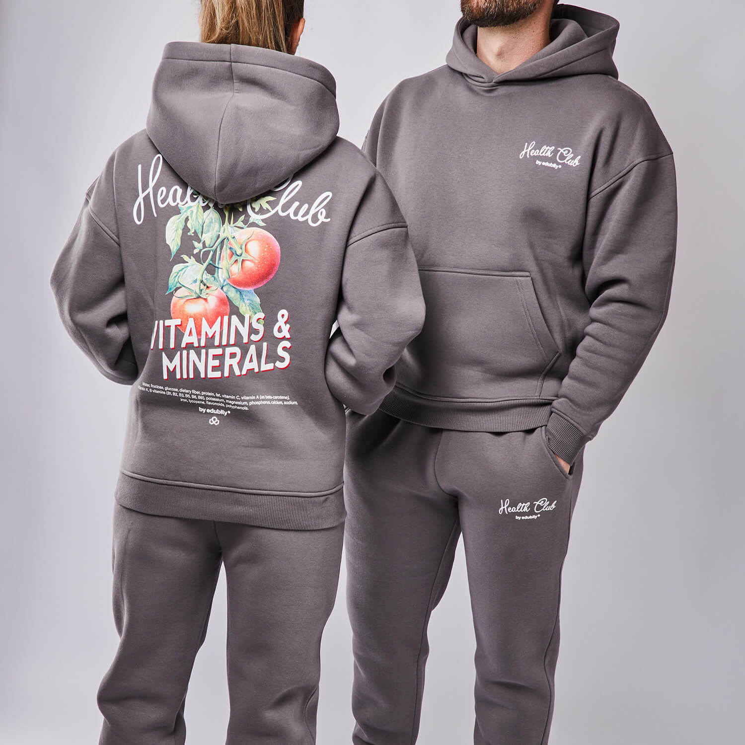 Outfit Tomate Hoodie + T-Shirt