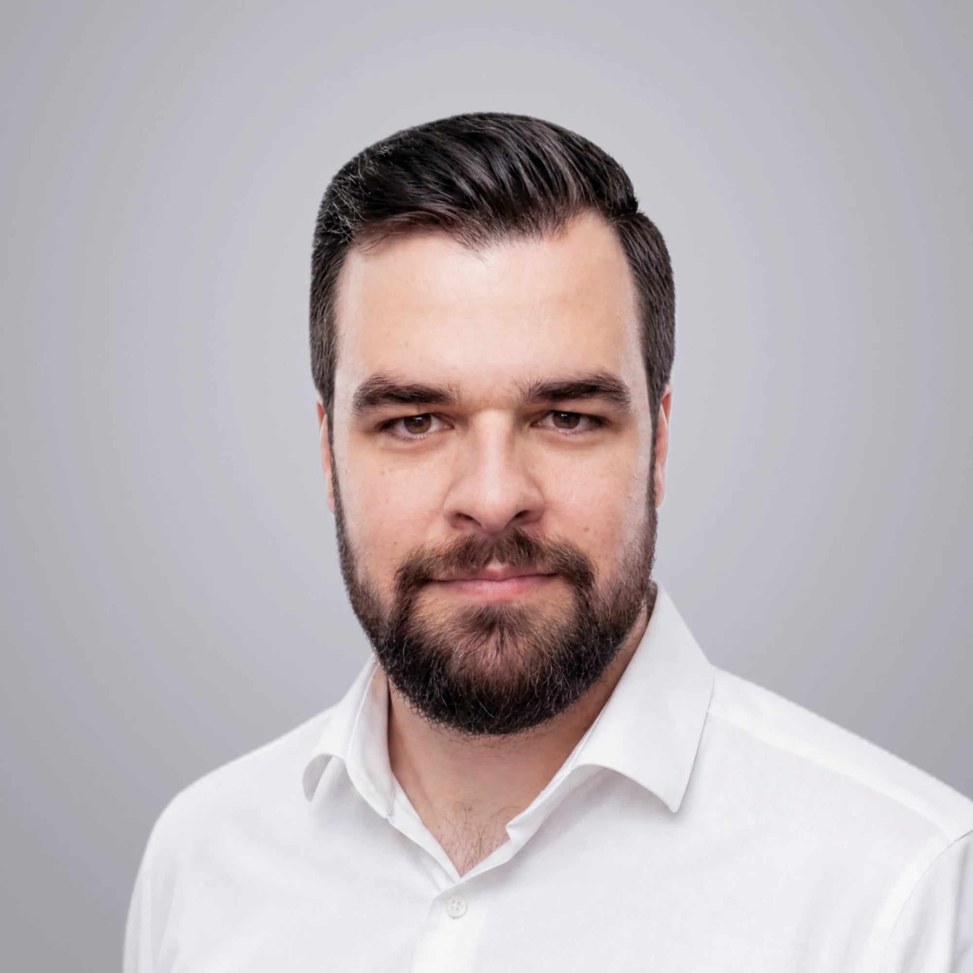 Julio – edubily Team